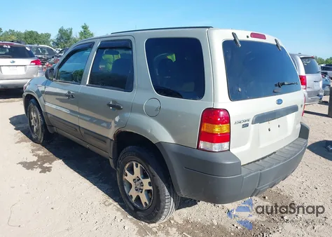 2005 Ford Escape Xlt из США, поврежденный, VIN 1FMYU93165KD64205